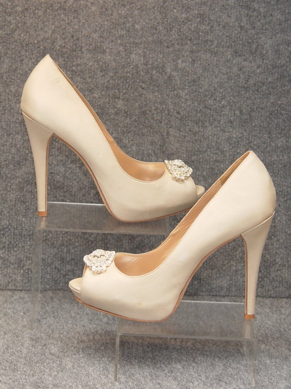 Badgley Mischka Heels